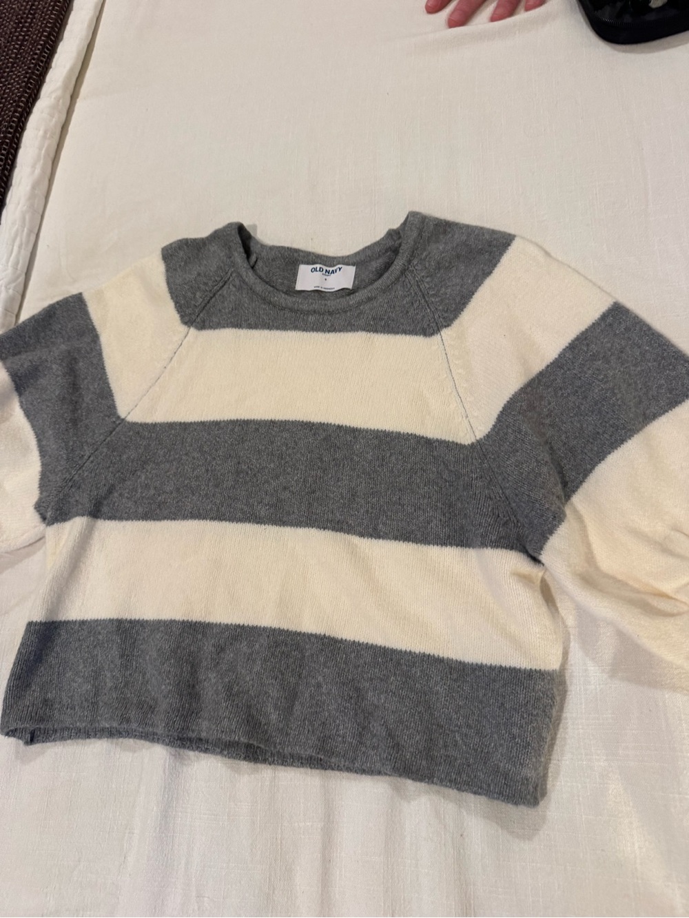 Old Navy Gray & Cream Knit Crewneck Sweater